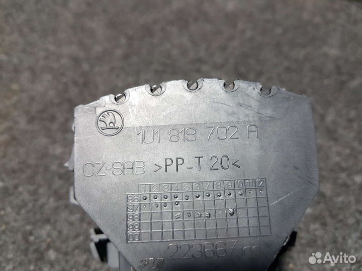 Дифлектор салона Skoda Octavia tour a4