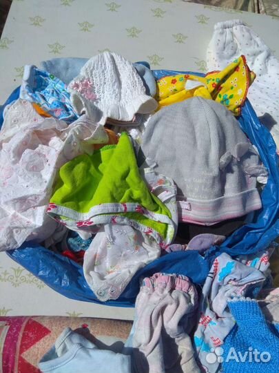 Продам детские вещи от рождения до -4 месяцев