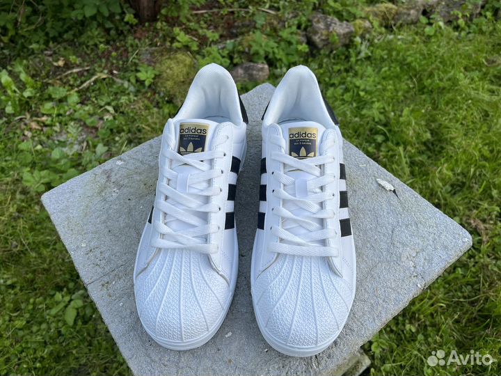 Кроссовки Adidas Superstar