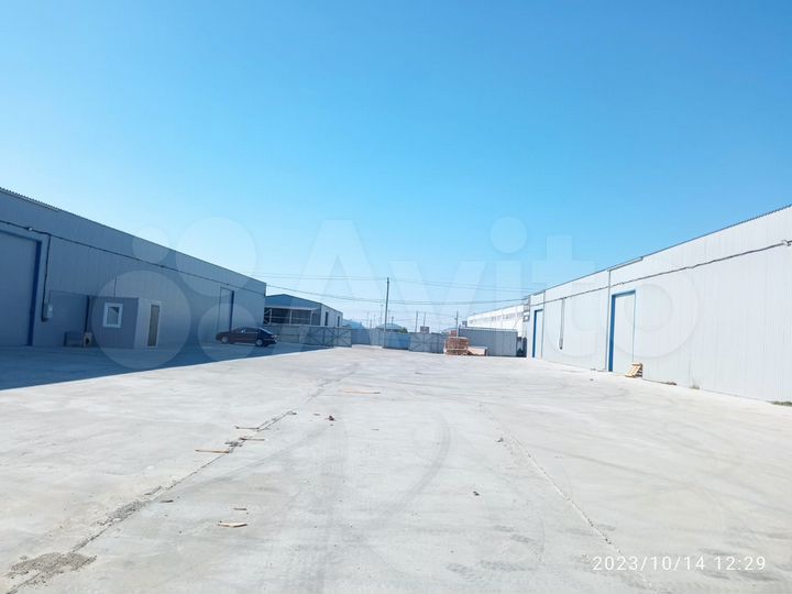 Склад, 1400 м² (700 м²)