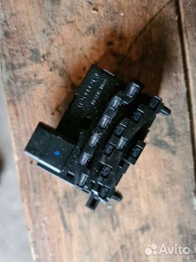 Датчик угла поворота Volkswagen tiguan