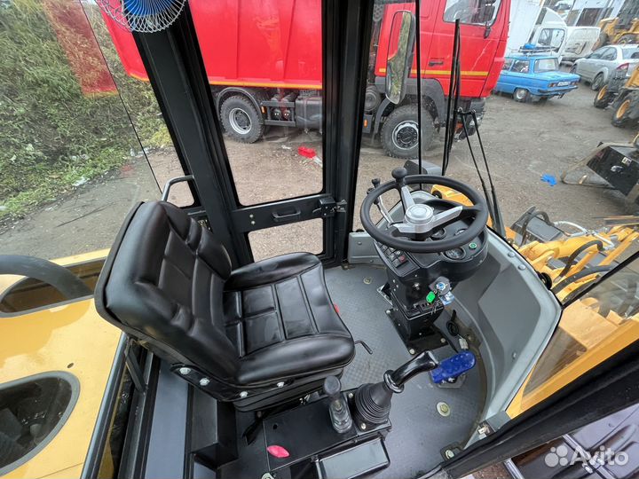 Фронтальный погрузчик Builder ZL18, 2023