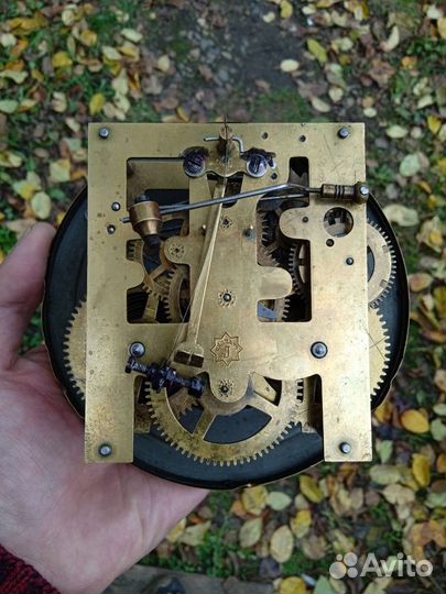 Настенные часы с механизмом junghans (юнганс)