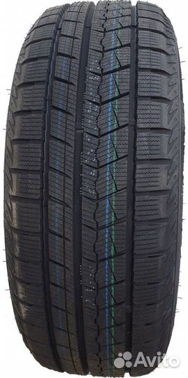 Roadmarch Snowrover 868 235/45 R18