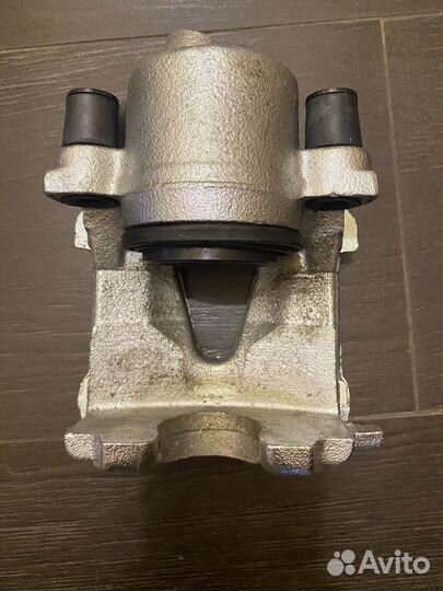 Суппорт передний volkswagen seat, golf