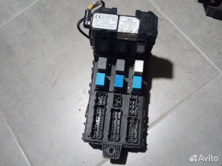 Блок предохранителей Hyundai Santa Fe 2000–2006