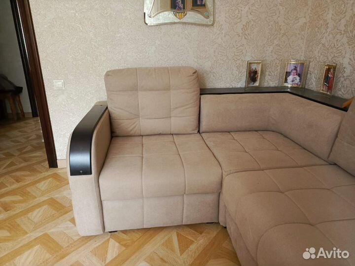 Угловой диван