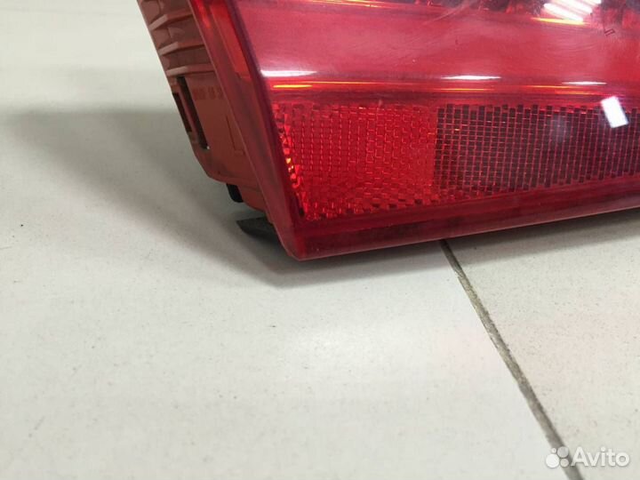 Фонарь задний внутренний левый Audi A6/RS6/S6