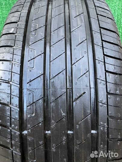 Goodyear EfficientGrip Performance 215/55 R17 94V