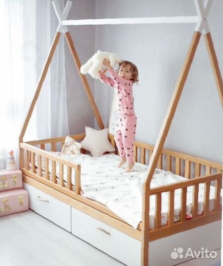 Кровать вигвам