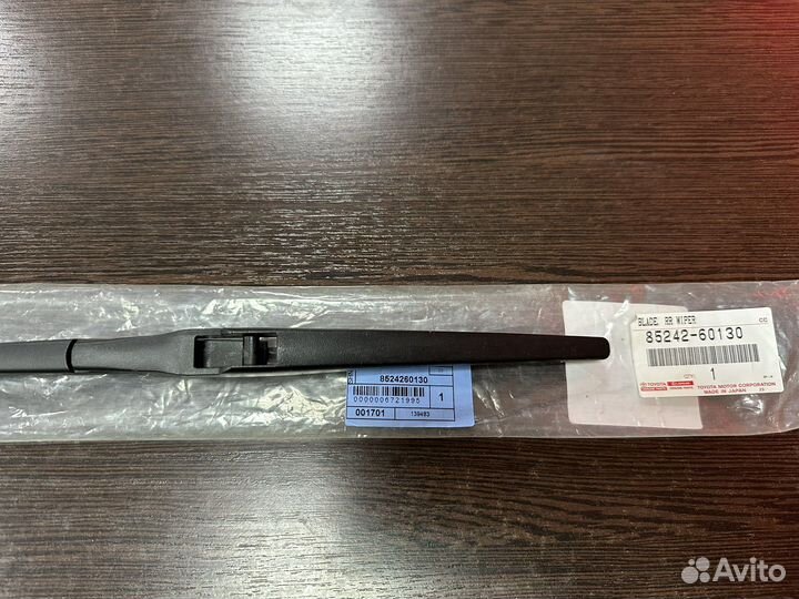 Рычаг стеклоочистителя Toyota land cruiser 200