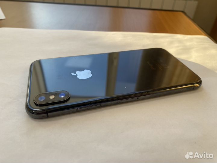 iPhone X, 256 ГБ