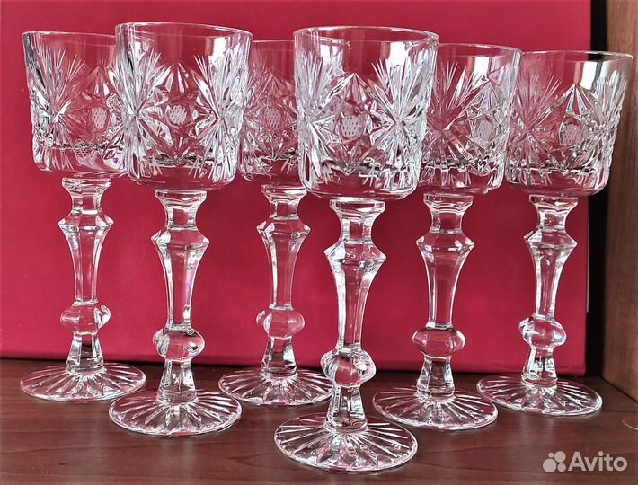 Три набора хрустальных королевских фужеров-кубков