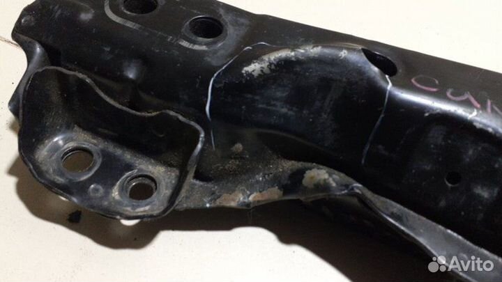 Балка подрадиаторная Toyota Rav4 CA40