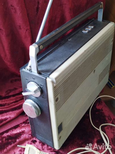 Радиоприемник транзистор vef214