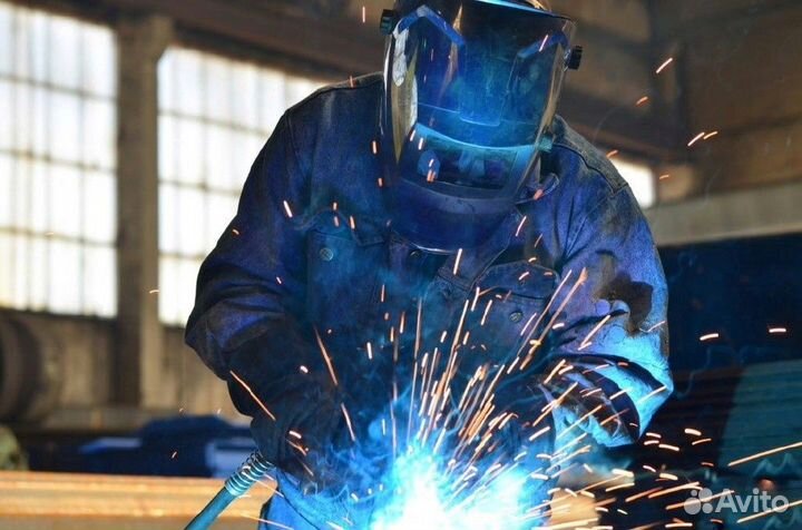 Работа сварщиком Вахта