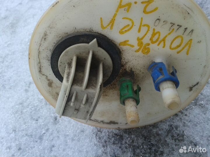 Бензонасос Додж Караван 4897424AA