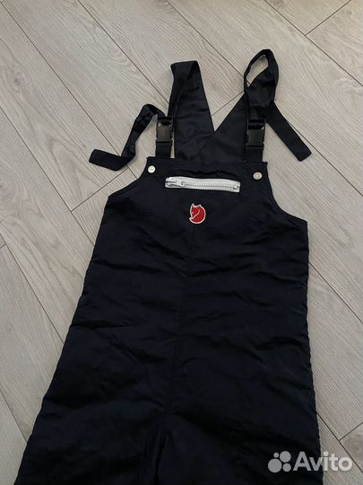 Чёрный винтажный комбинезон FjallRaven S оригинал