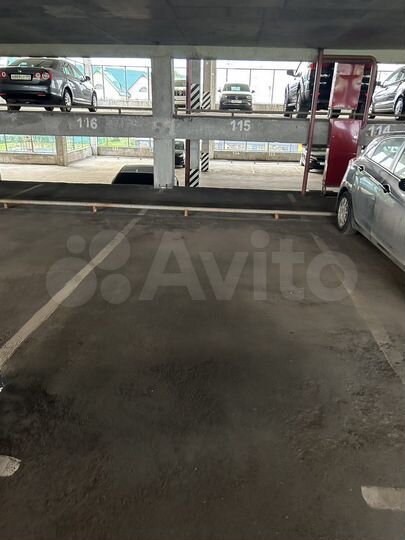 Машиноместо, 10 м²