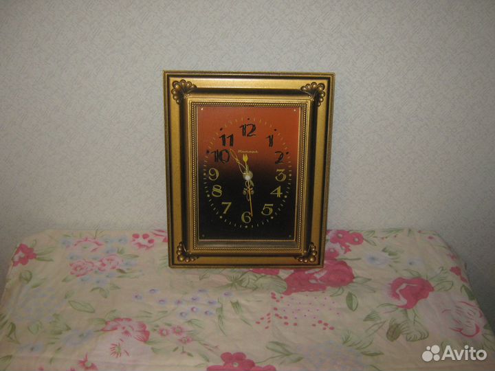 Часы настенные «Янтарь». СССР