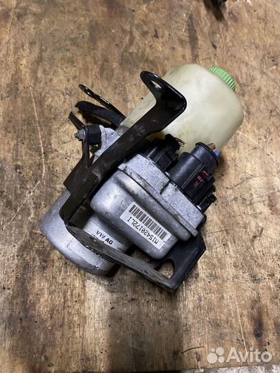 Насос электроусилителя руля Skoda Fabia
