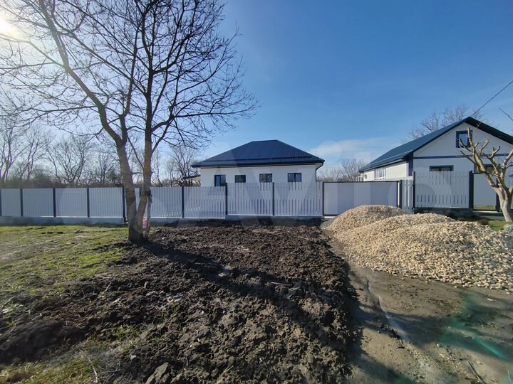 Дом 100 м² на участке 5 сот.