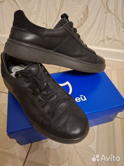 Мужские кожаные кеды 42