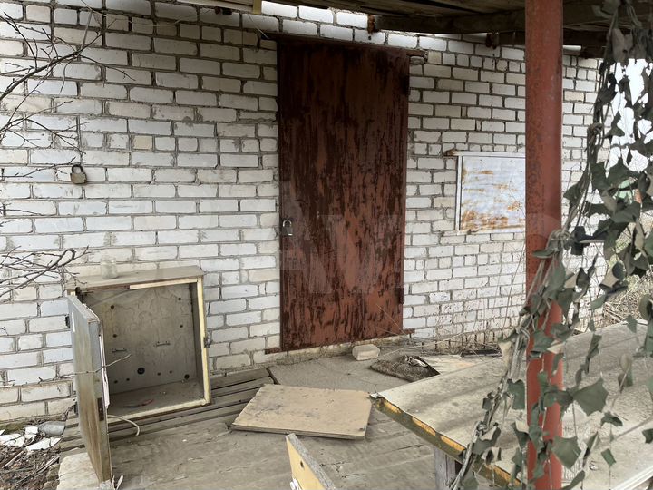 Дом 10 м² на участке 11 сот.