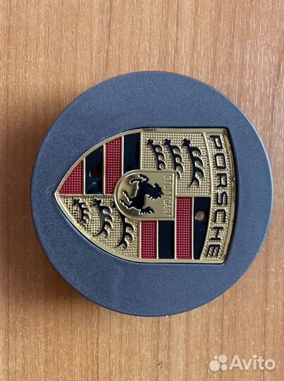 Колпачок диска на Porsche Cayenne
