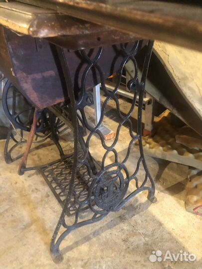 Швейная машина российская