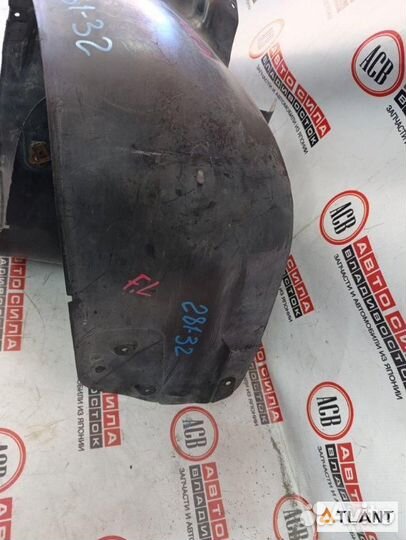 Подкрылок передний левый audi TT