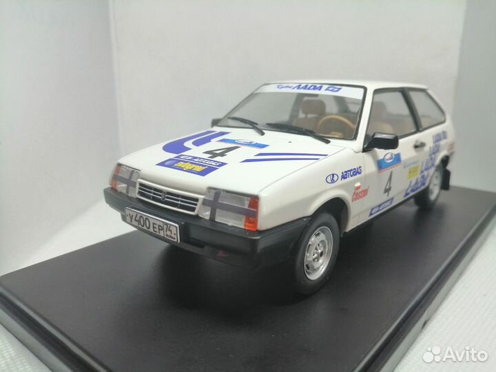 Модель ваз-21083 «Спутник» «Кубок лада» 1:24