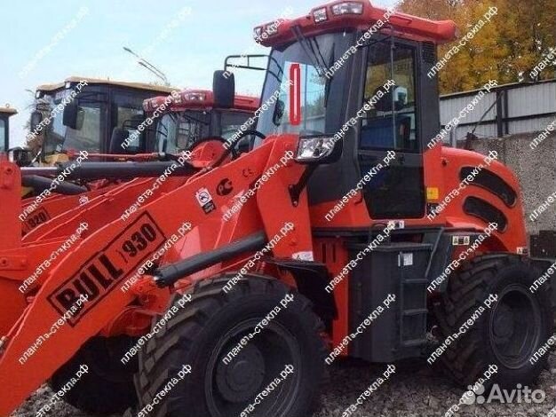 Стекло для фронтального погрузчика Bull 930 / Bull