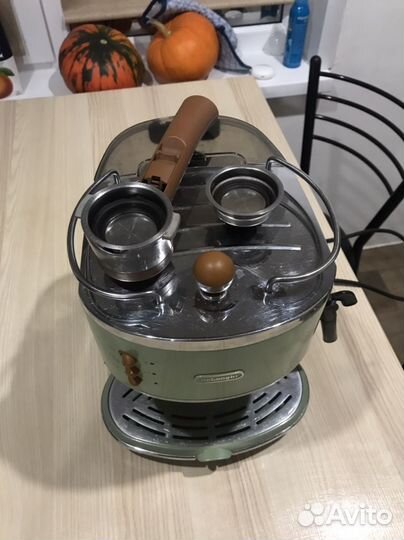 Кофеварка рожковая delonghi eco