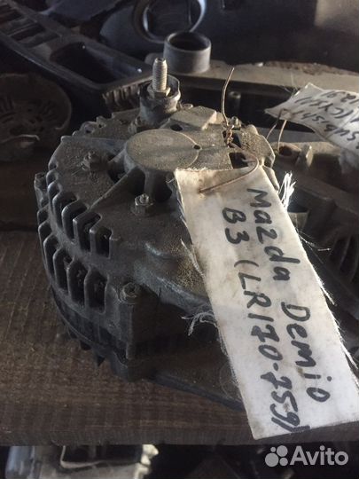 Генератор Mazda Demio B3 (LR170-759)