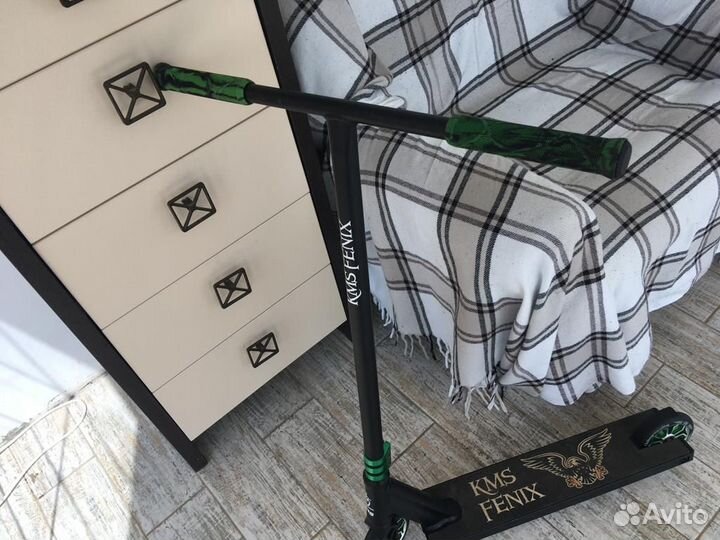 Самокат трюковой 