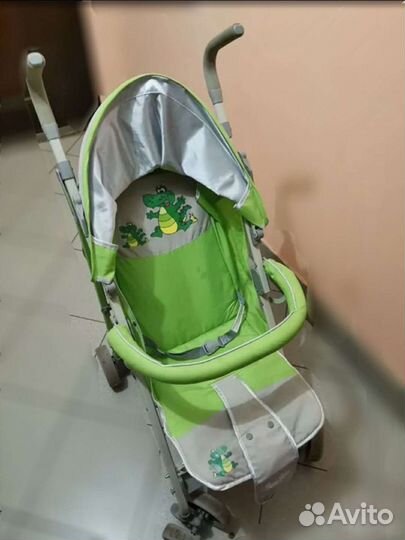 Прогулочная коляска трость