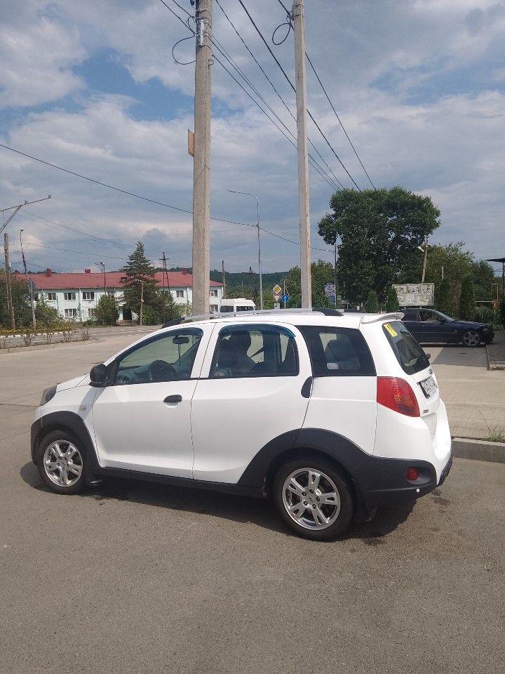 Chery IndiS (S18D): фото владельца