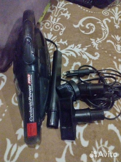 Автомобильный пылесос