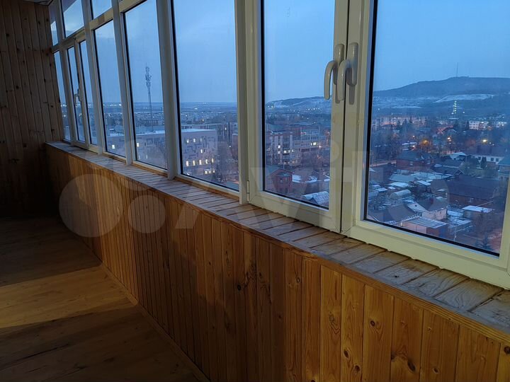 3-к. квартира, 98 м², 9/9 эт.