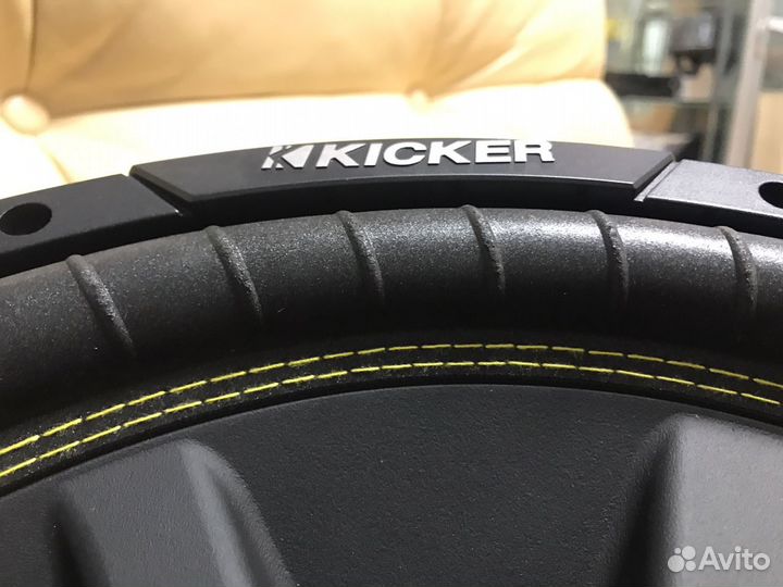 Автомобильный сабвуфер Kicker 10C154