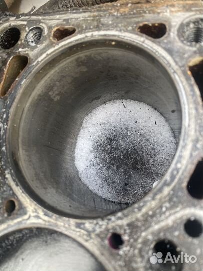 Блок двигателя VW ADR 1.8 passat B5