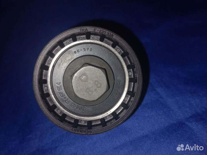 Ролик ремня грм паразитный Ford и Focus Mondeo