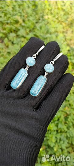 Женское кольцо и серьги