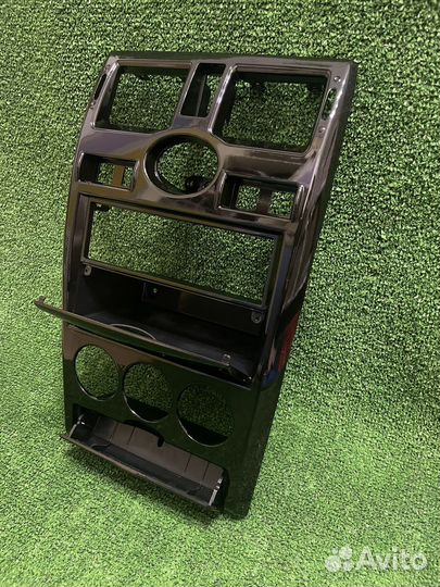 Центральная консоль LADA priora 1 din