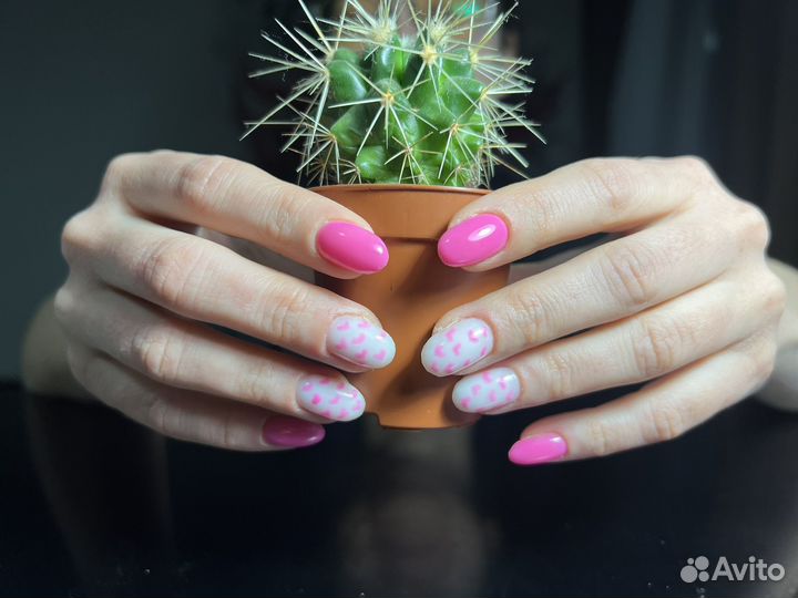 Услугу мастера маникюра