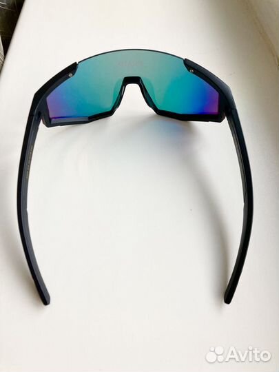 Очки спортивные зеркальные красные