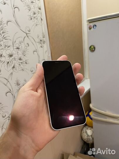 Телефон iPhone 12 mini 64gb