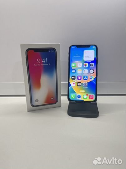 iPhone X, 64 ГБ