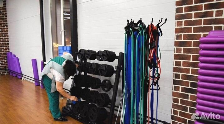 Уборщица в фитнес-клуб (зжм)